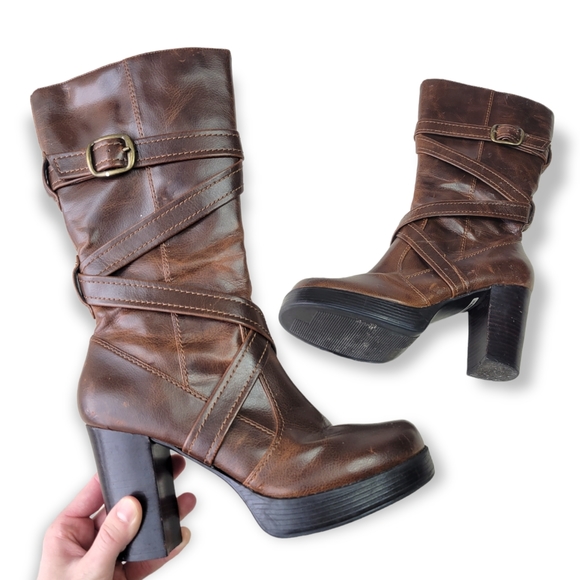 Skechers Shoes - Sketchers vintage Y2K chunky platform brown heeled boot 8